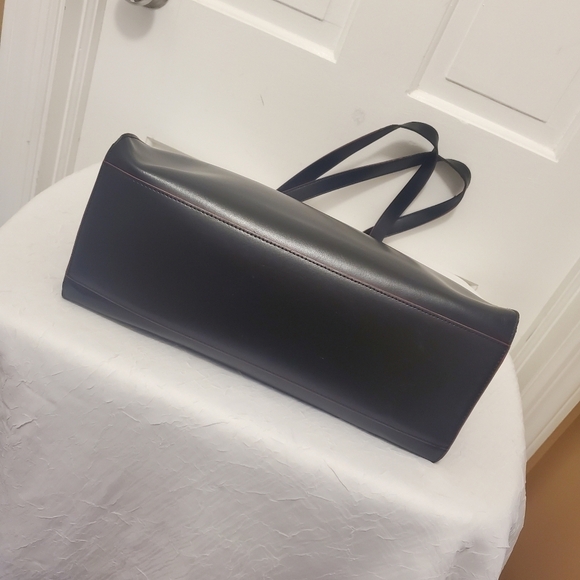 LODIS Black Smooth Leather Large Shoulder/Tote RFID - Picture 5 of 13